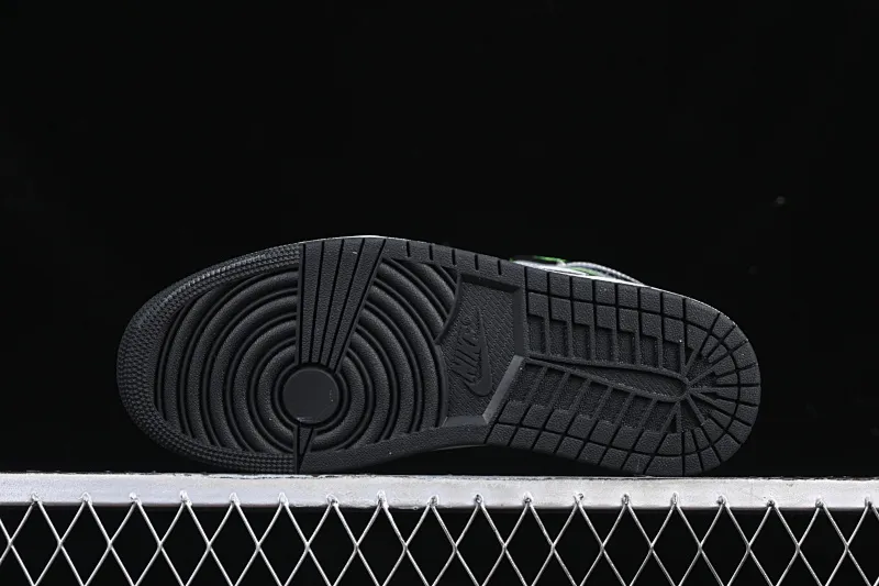 All categories Air Jordan Jordan series basketball shoes Air Jordan 1 Mid Air Jordan 1 Mid "Casa 93" white, gray and brown color Zhongbang basketball shoes HQ3829-001
